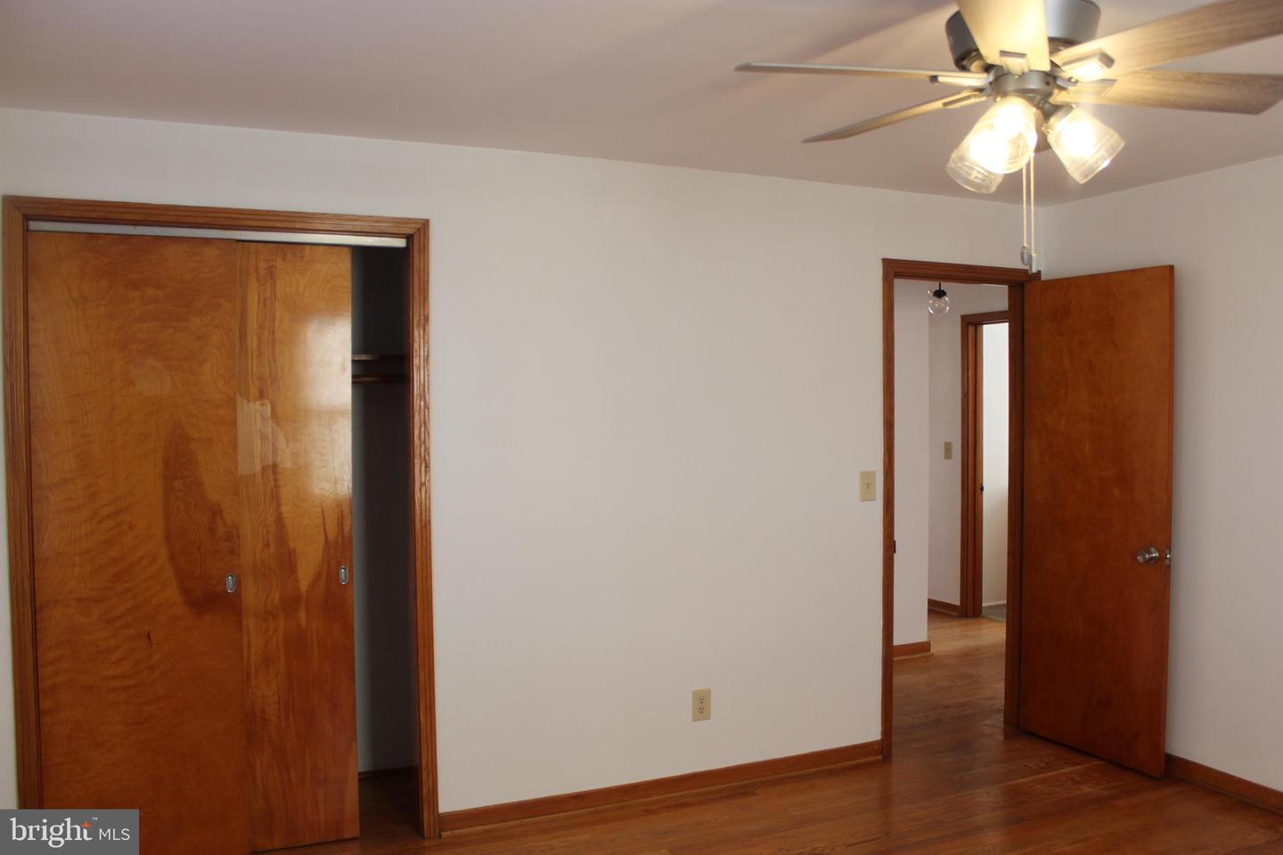 27 Humbird St Property Photo 29