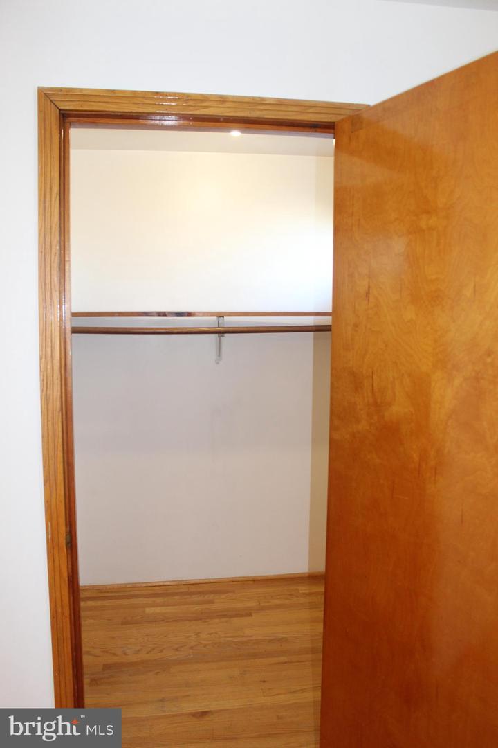 27 Humbird St Property Photo 30