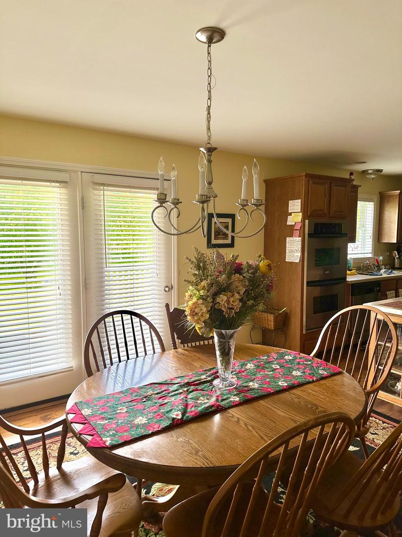 11115 Layman St Property Photo 14