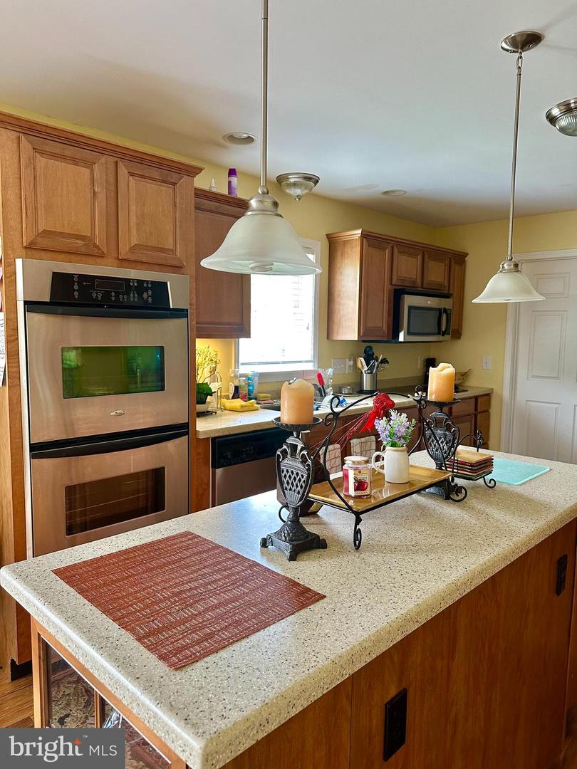 11115 Layman St Property Photo 15