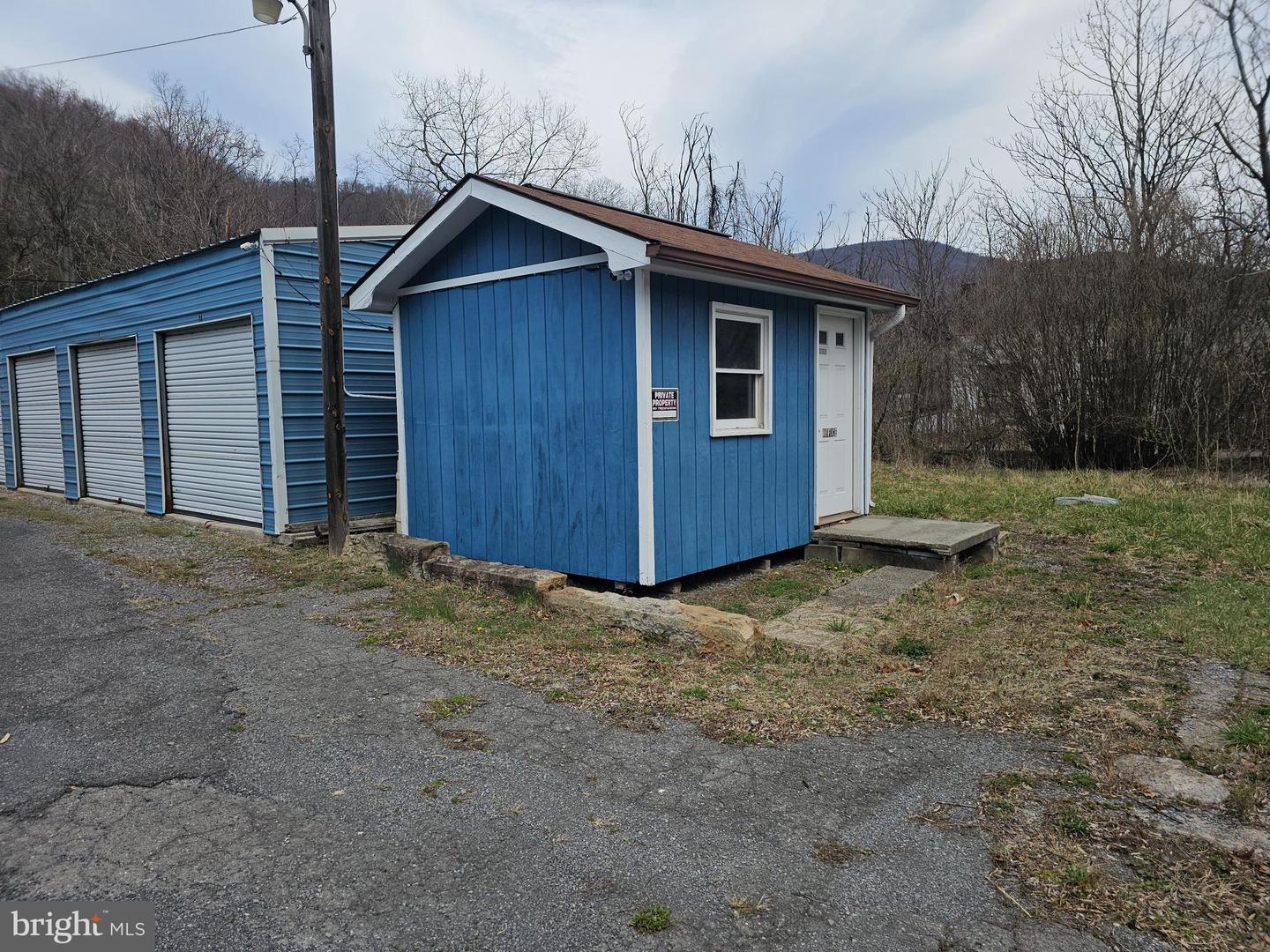 24503 N River Property Photo 9