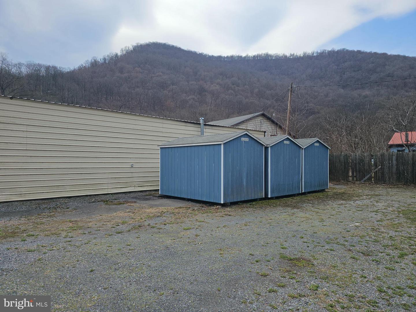 24503 N River Property Photo 10