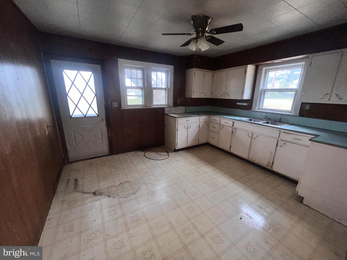 346 Reservoir Ave Property Photo 17