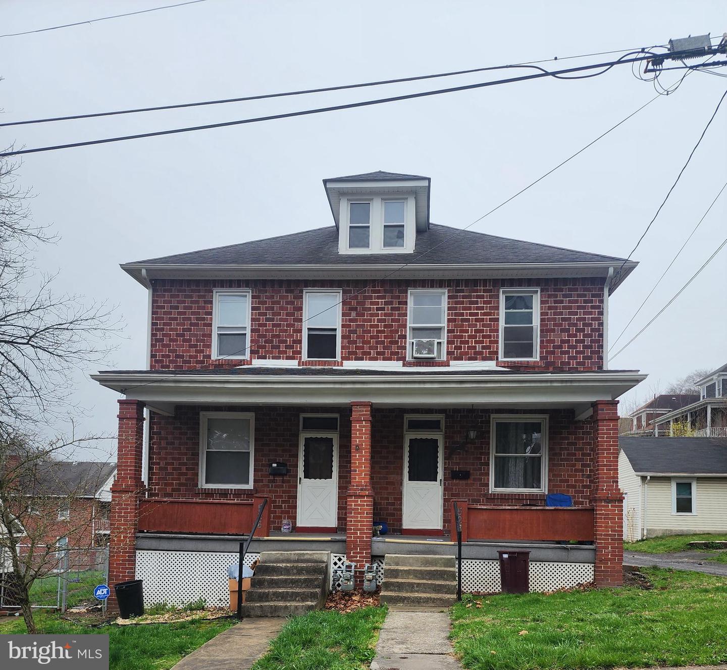526-528 Pearre Ave Property Photo 1