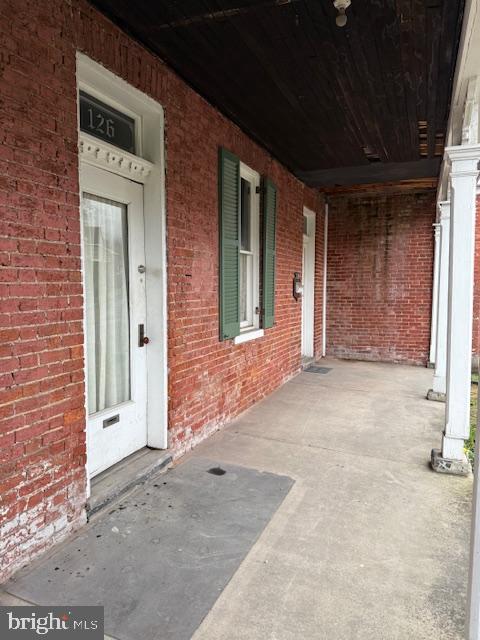 126 Columbia St Property Photo 4