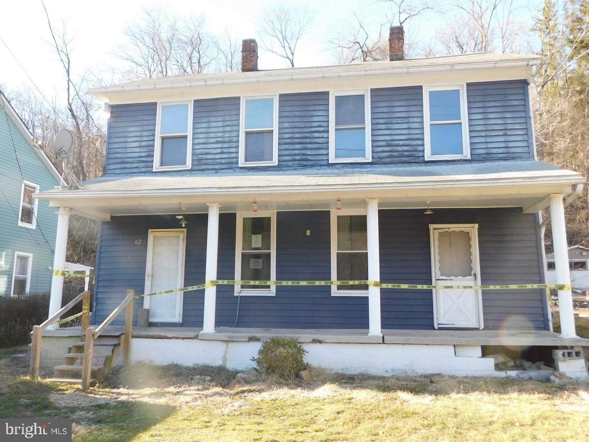 62 W Main St Property Photo 1
