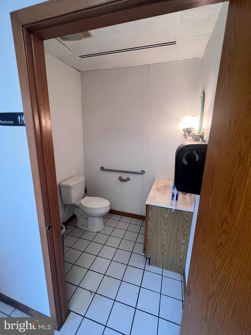 21 Lane Property Photo 7