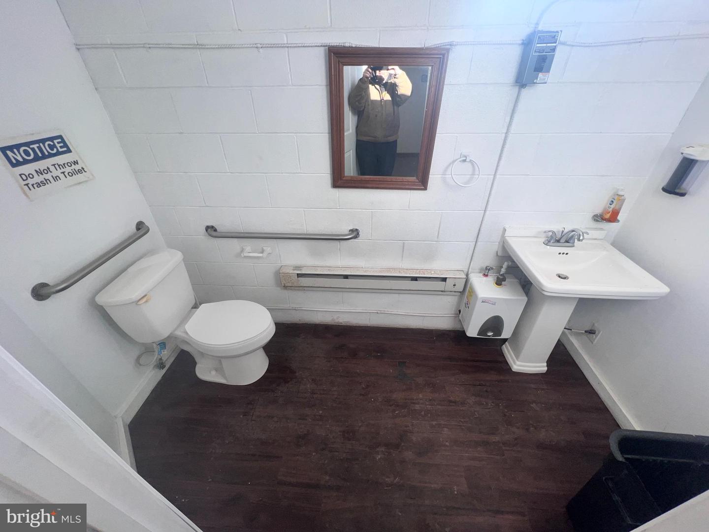 21 Lane Property Photo 25