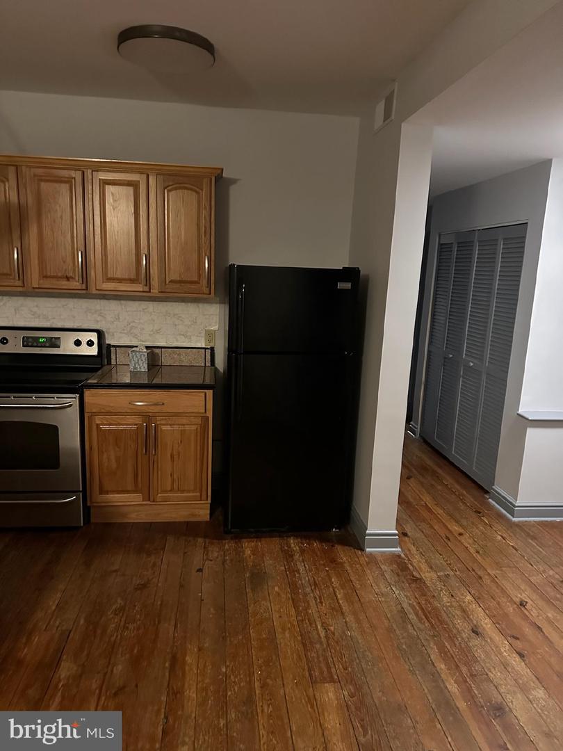 2 Decatur St Property Photo 20