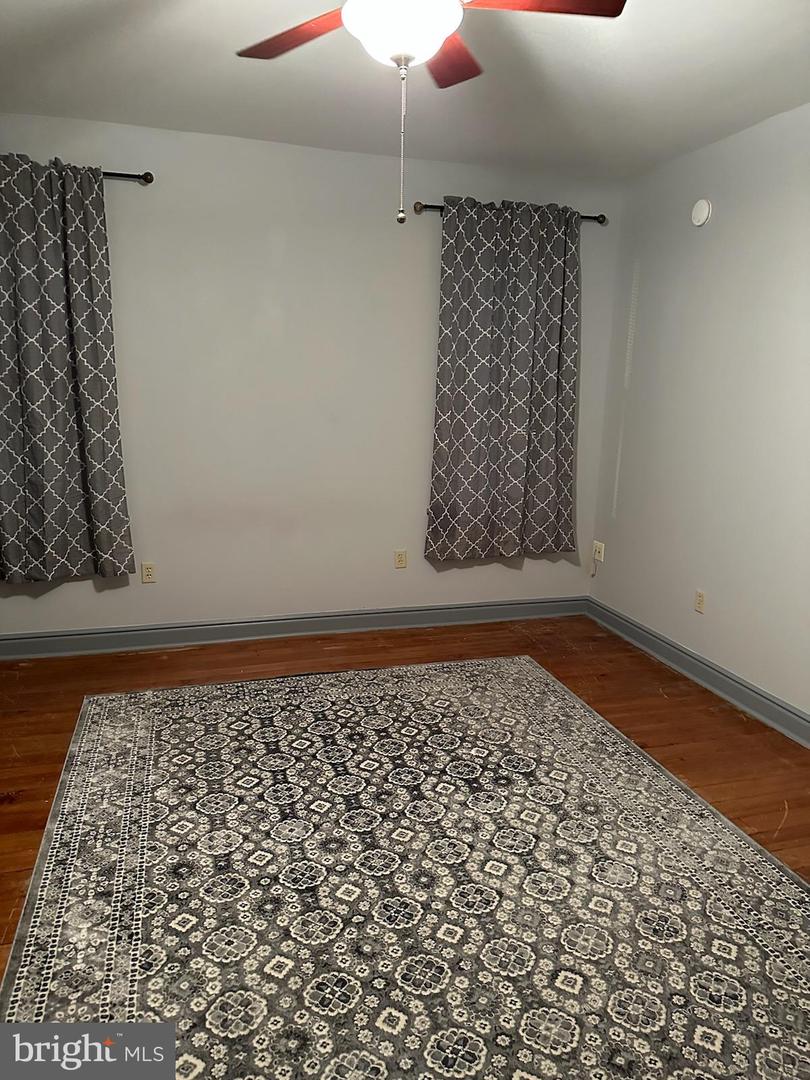 2 Decatur St Property Photo 24