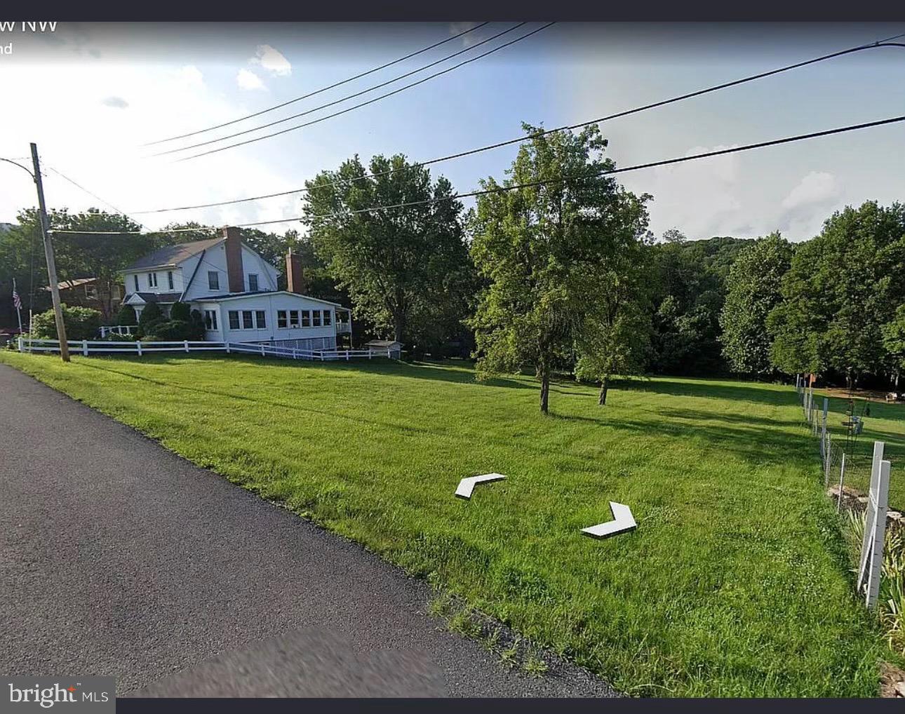 Log Row Property Photo 2