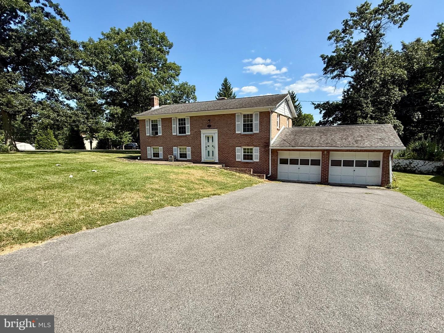 15700 ACORN CT Property Photo 1