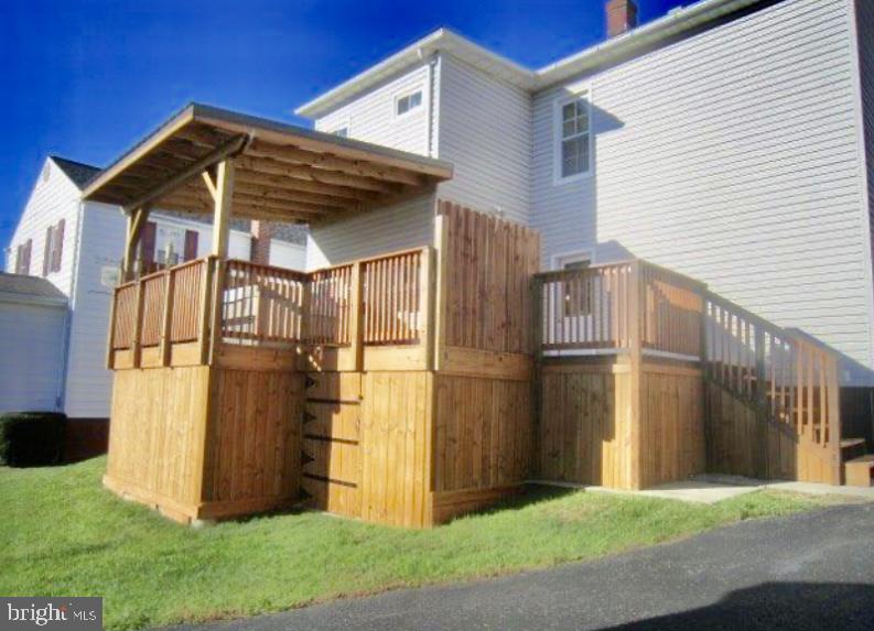 129 Mount Pleasant St Property Photo 2