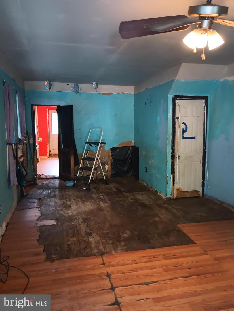 408 Chestnut St Property Photo 2