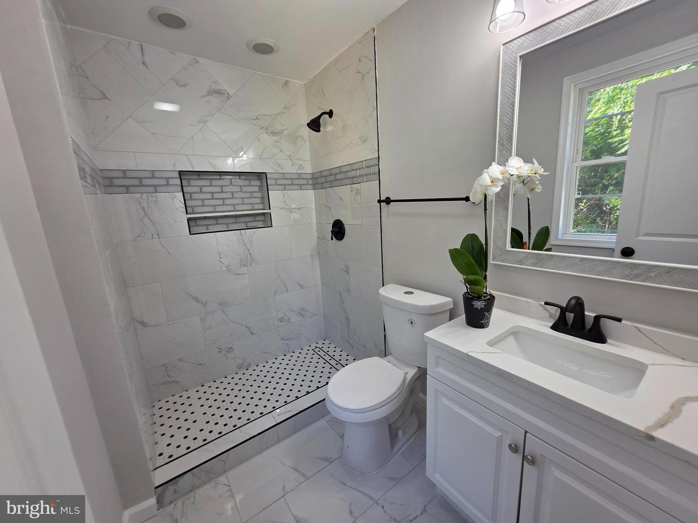 11816 Bedford ##rear Property Photo 11