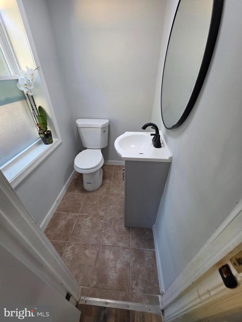 11816 Bedford ##rear Property Photo 13