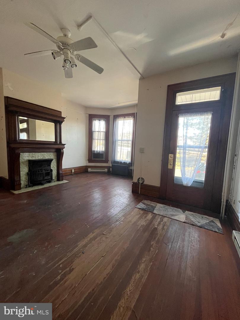 124 Bedford St Property Photo 5