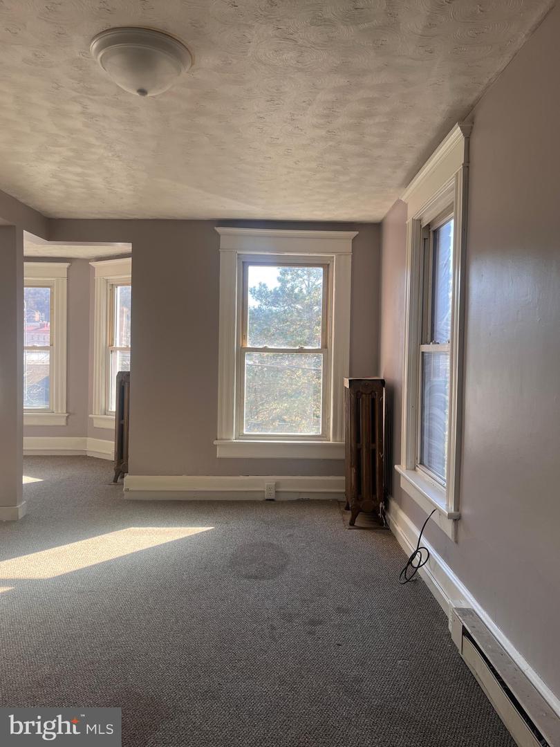 124 Bedford St Property Photo 15