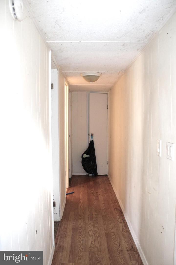 10509 Burton Park Property Photo 18