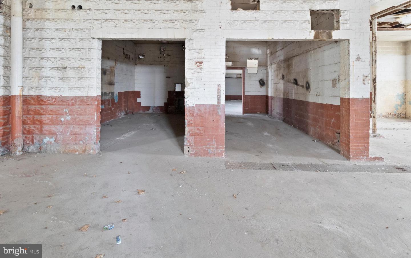 300 W Industrial Blvd Property Photo 30