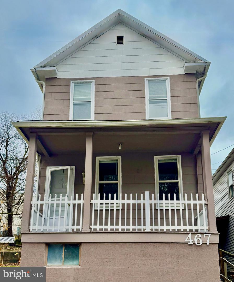467 GOETHE ST Property Photo 1