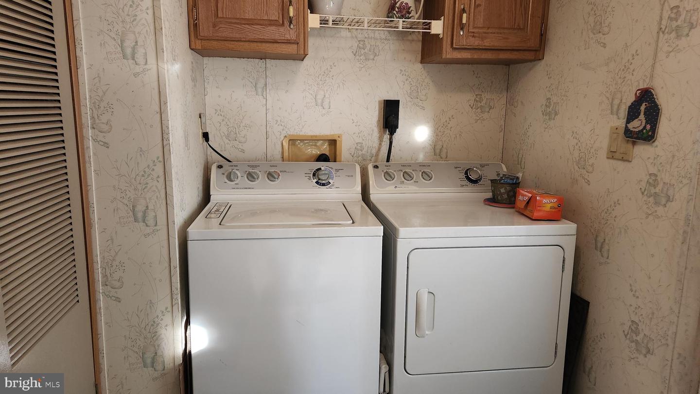 14706 Uhl Hwy Se Property Photo 8