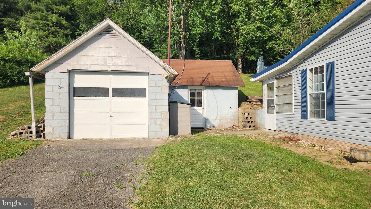 14706 Uhl Hwy Se Property Photo 11