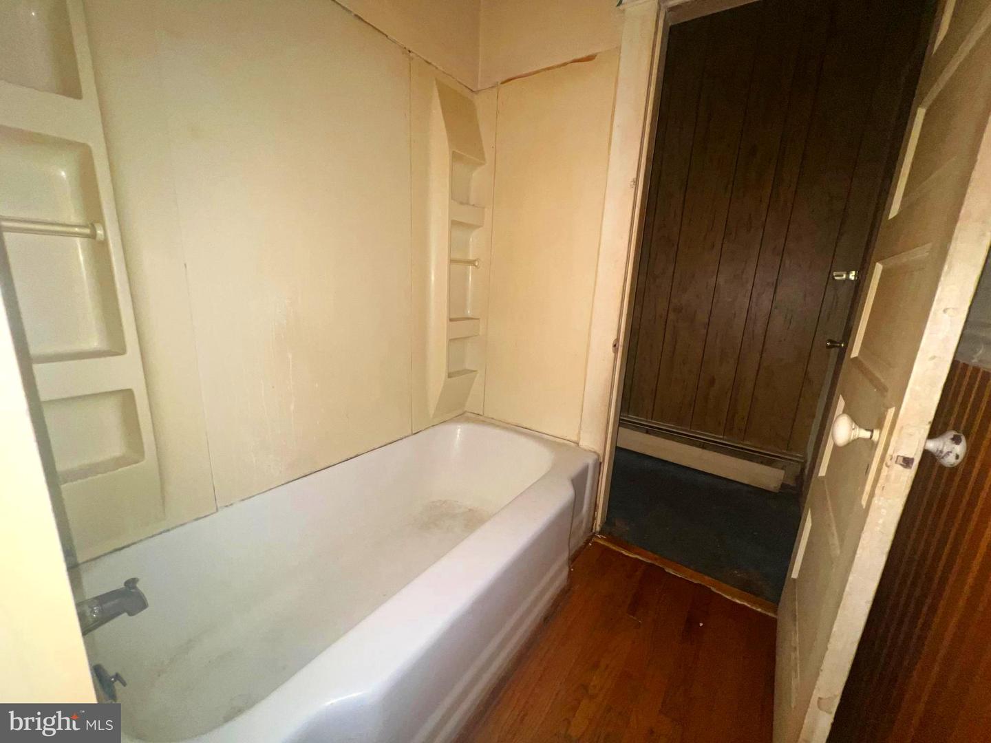 28 Boone St Property Photo 19