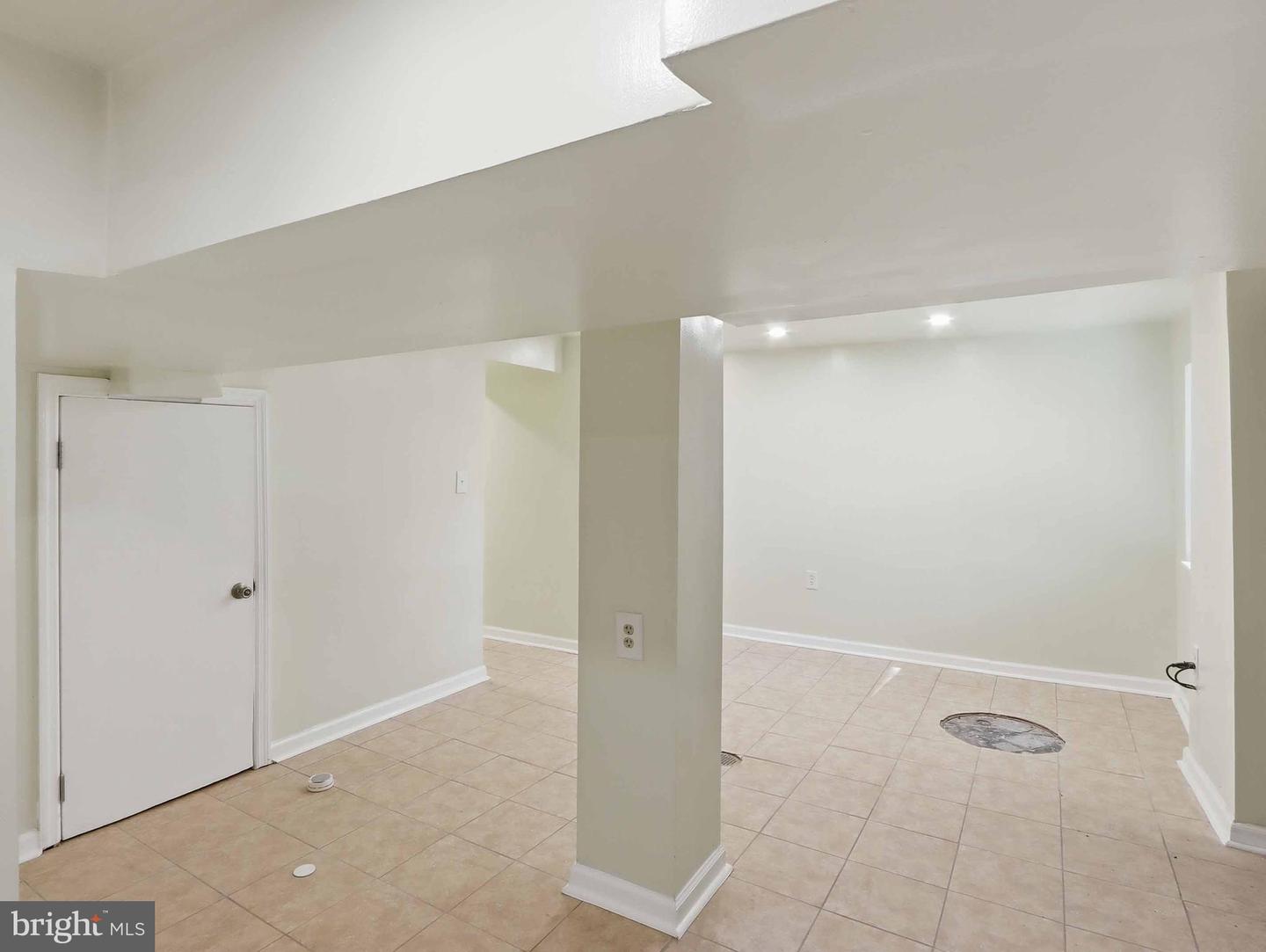 110 Greene St Property Photo 24
