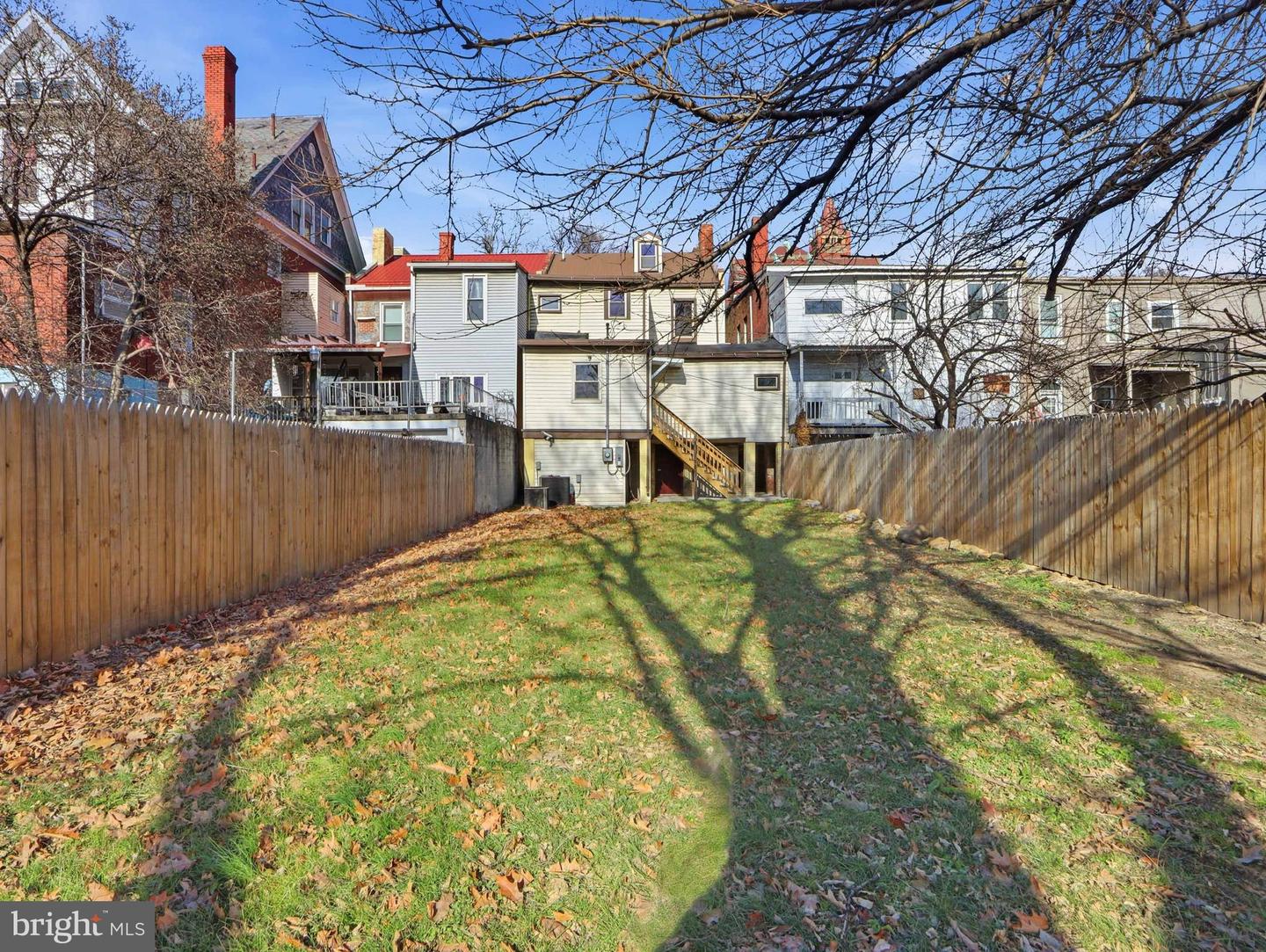 110 Greene St Property Photo 38
