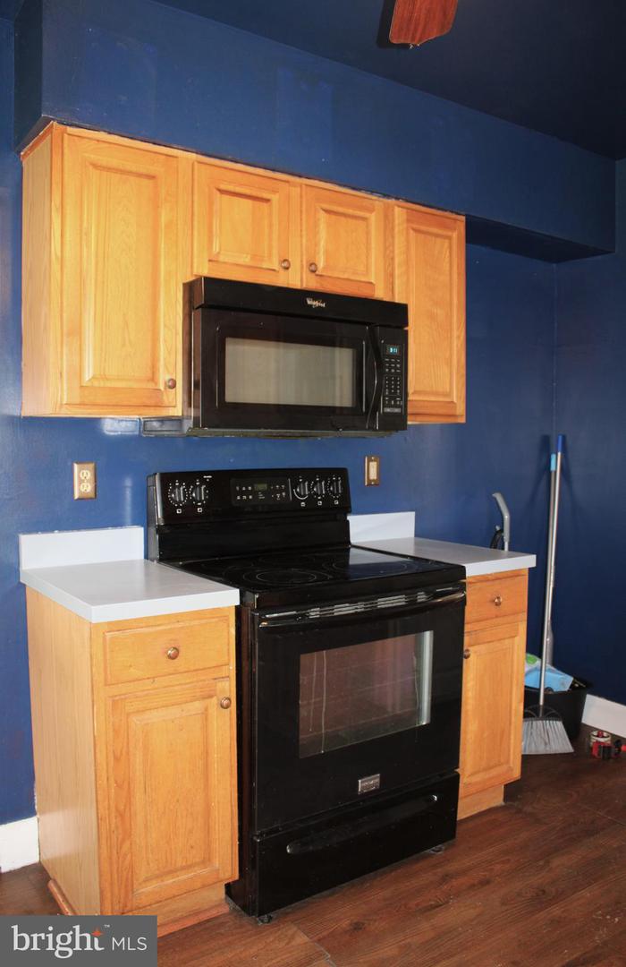 614 Lincoln St Property Photo 28