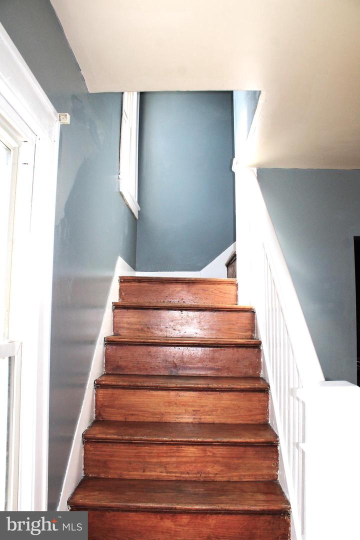 614 Lincoln St Property Photo 29