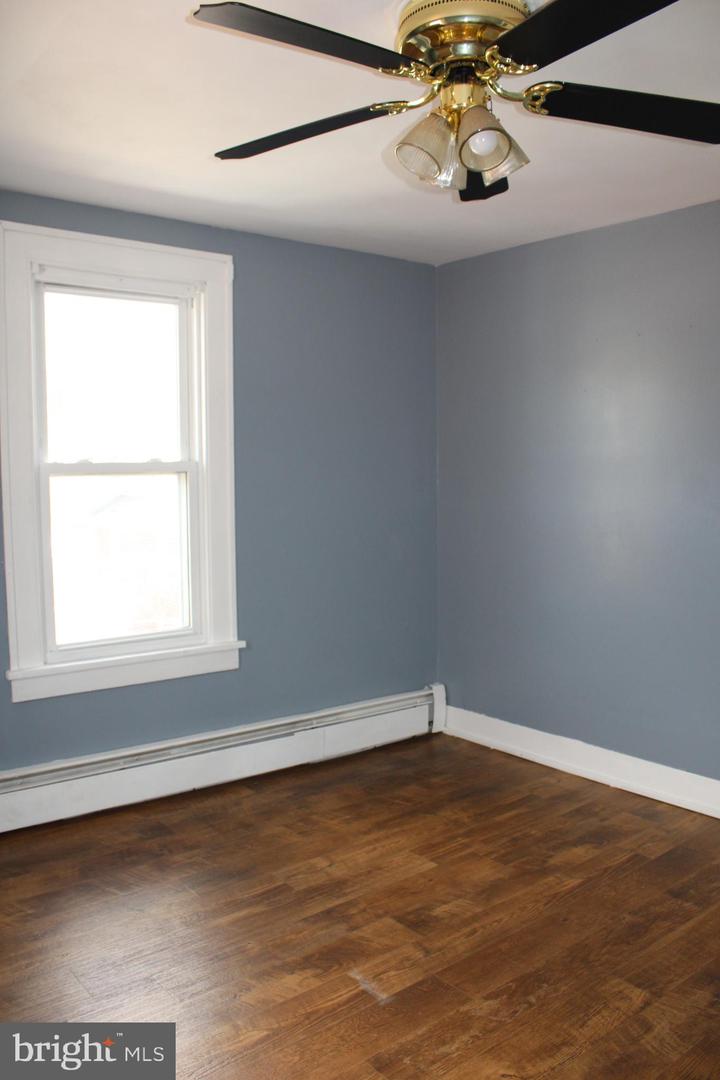 614 Lincoln St Property Photo 37