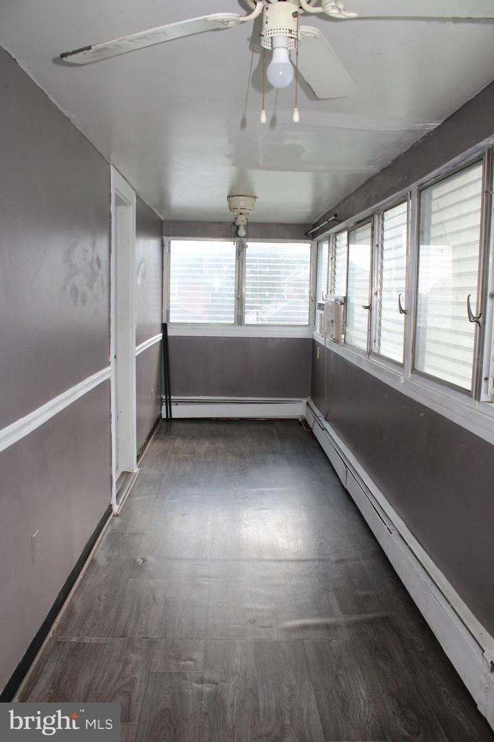 614 Lincoln St Property Photo 48