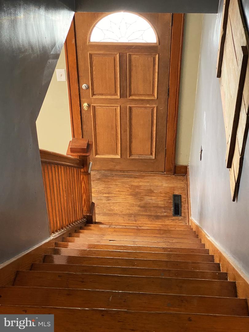 1012 Kent Ave Property Photo 28