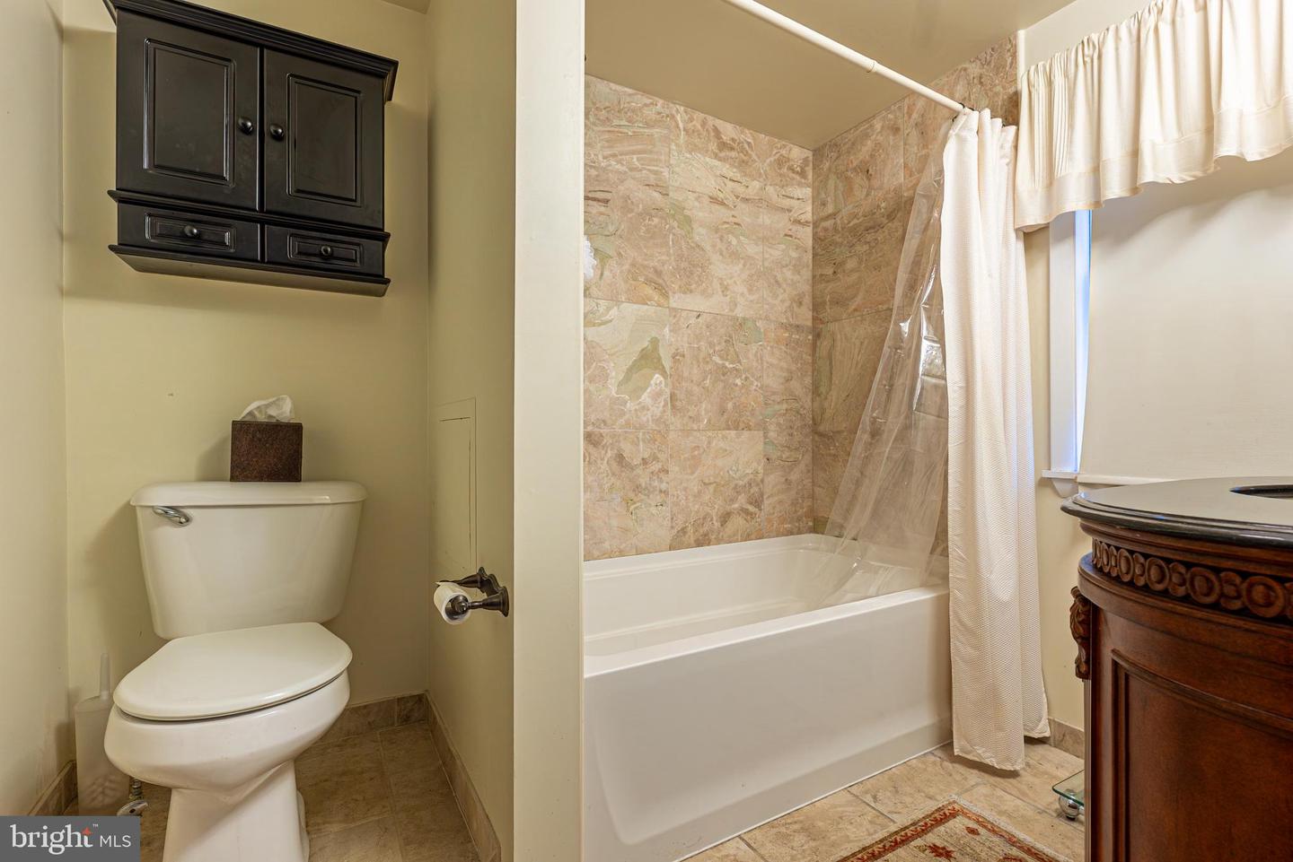 775 Macdonald Ter Property Photo 27