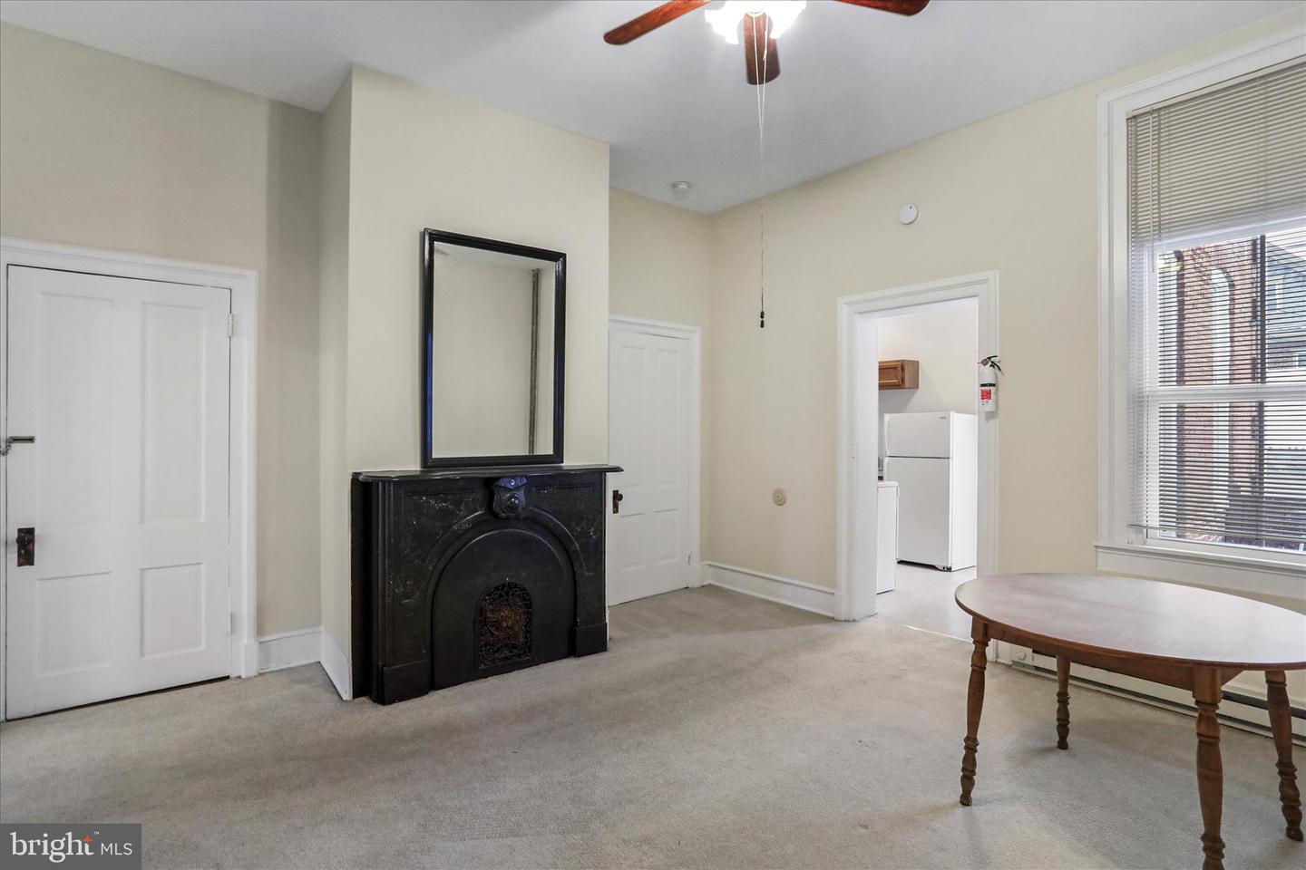 229 E Union St Property Photo 11