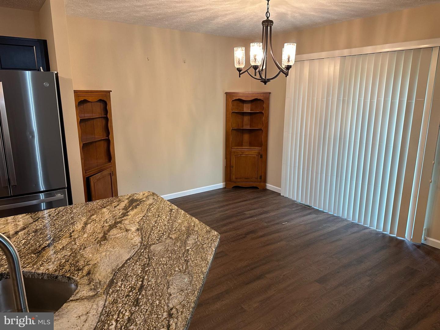 230 Redstone Ter Property Photo 8