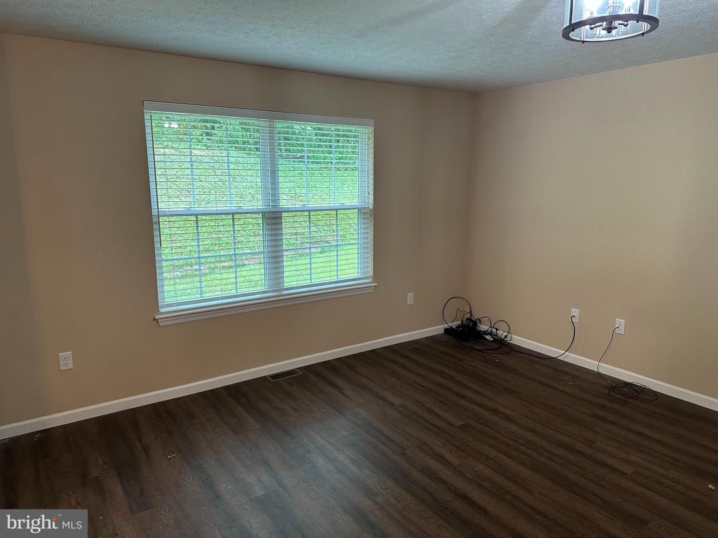 230 Redstone Ter Property Photo 11