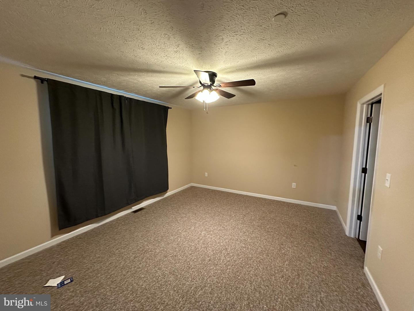 230 Redstone Ter Property Photo 16