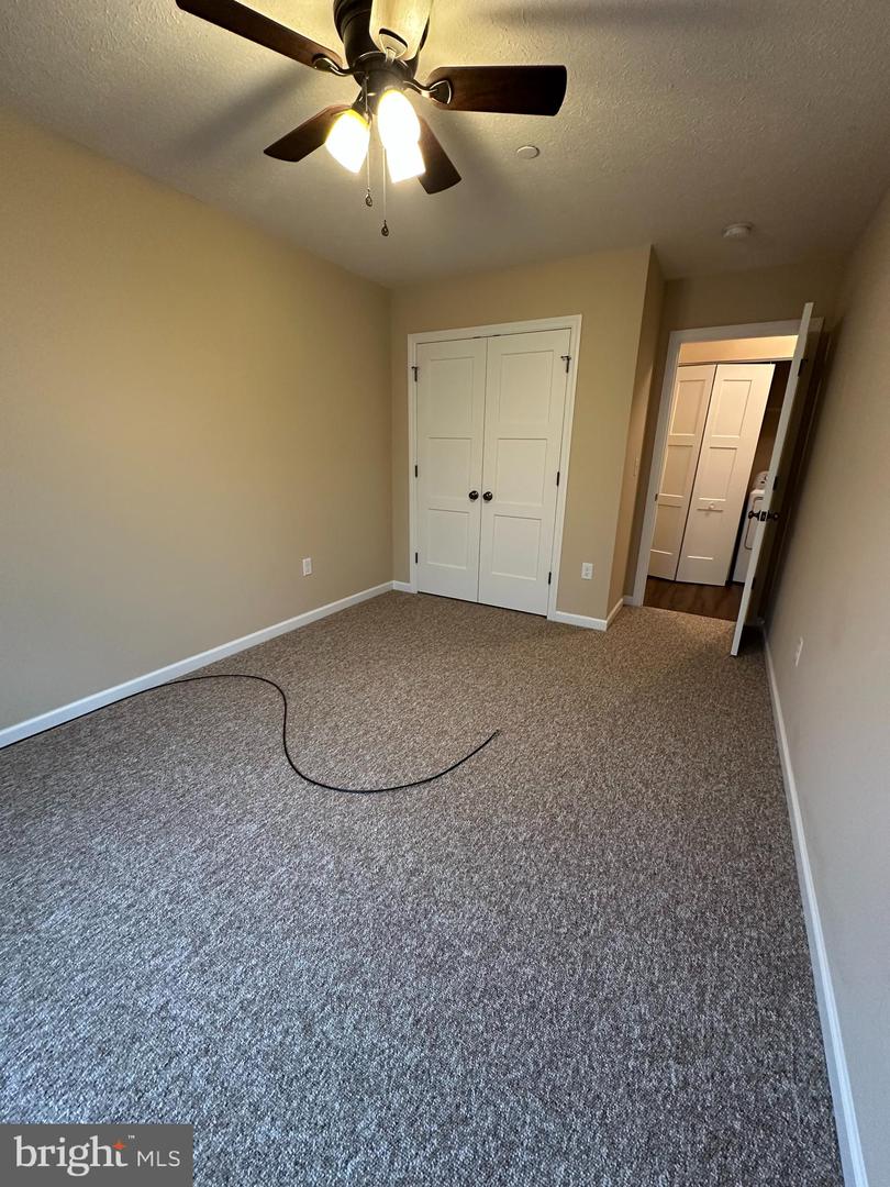 230 Redstone Ter Property Photo 20