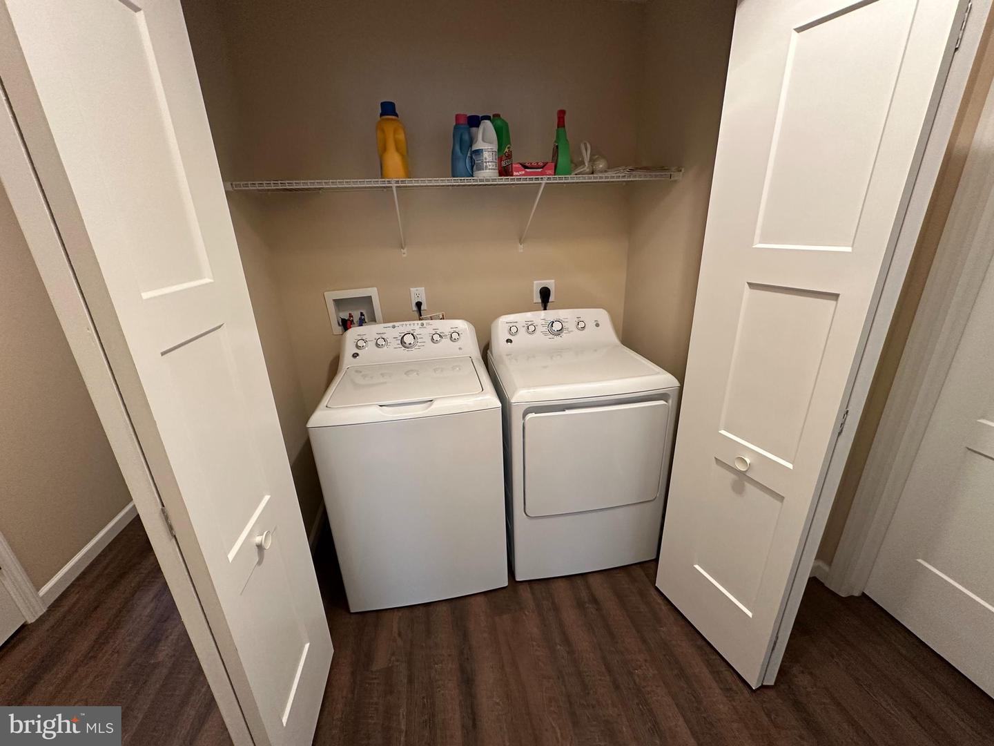 230 Redstone Ter Property Photo 22