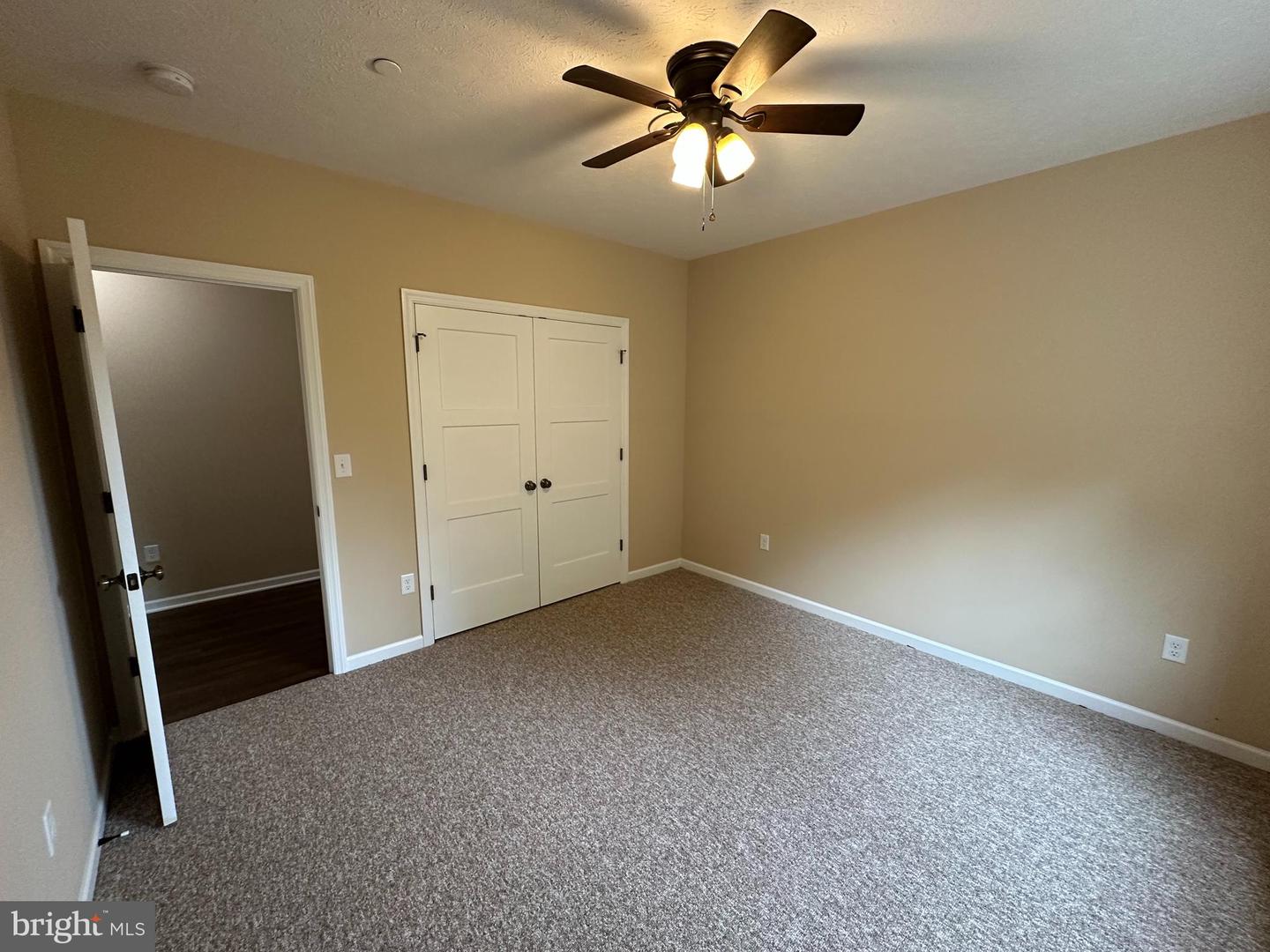 230 Redstone Ter Property Photo 29