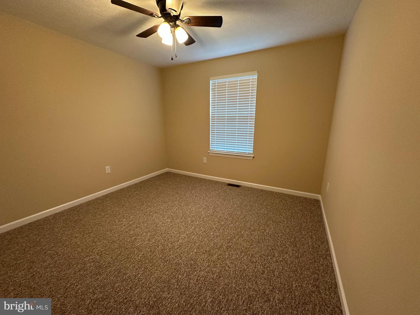 230 Redstone Ter Property Photo 30