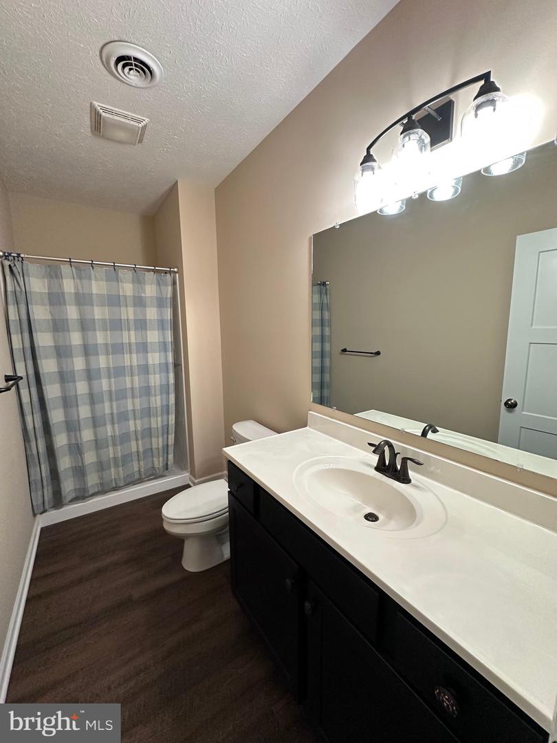 230 Redstone Ter Property Photo 43