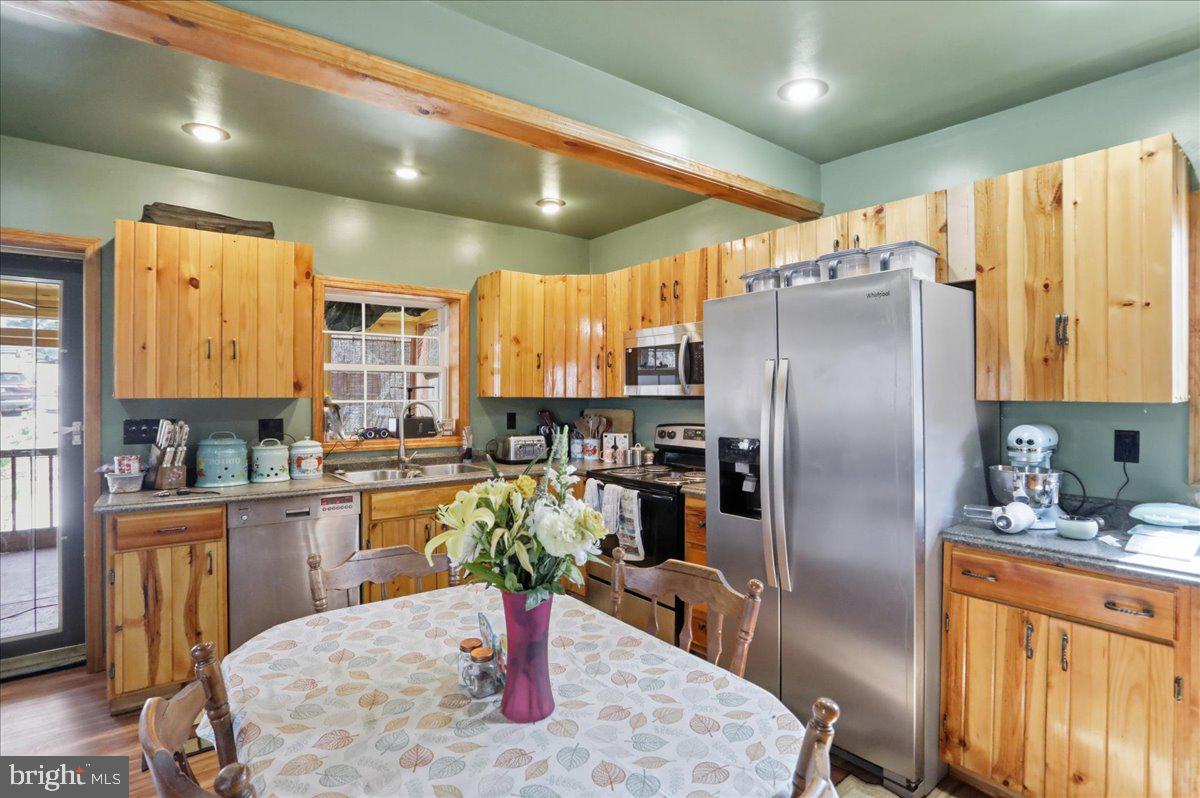 12604 Longs Hollow Rd Se Property Photo 4