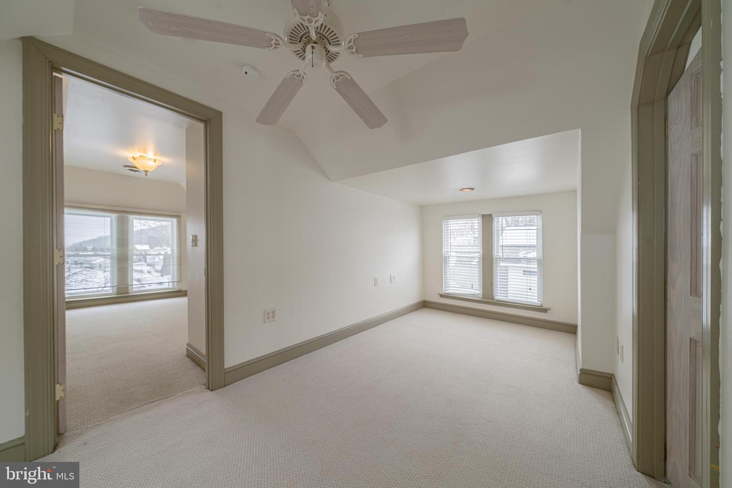 501 Warren St Property Photo 50