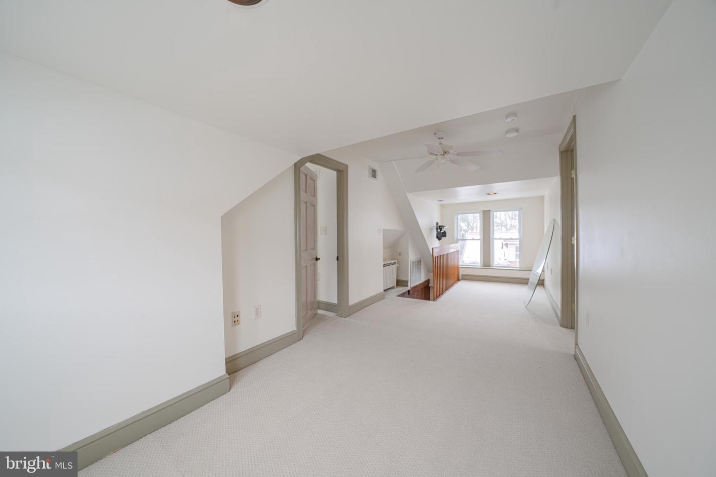 501 Warren St Property Photo 54