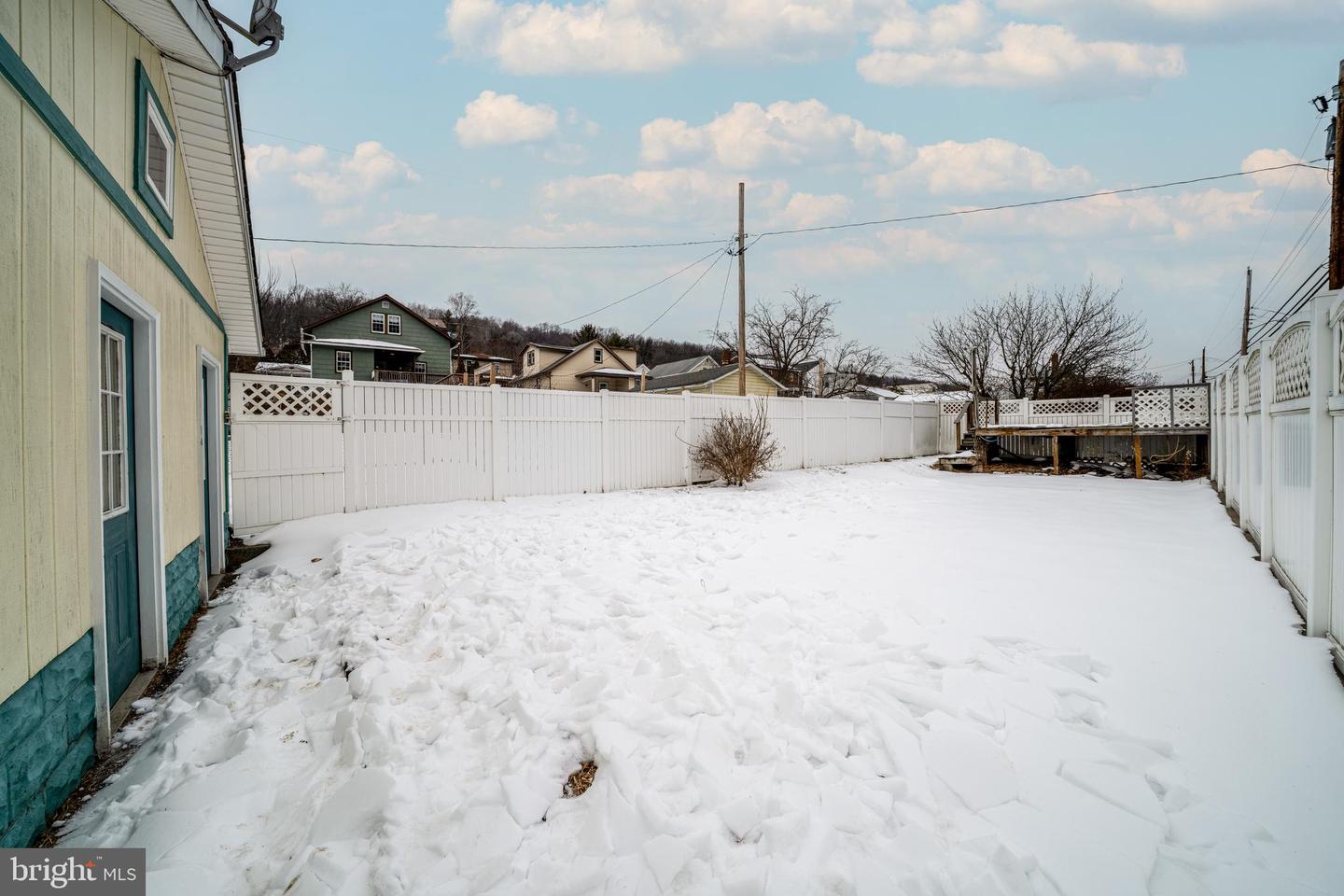 501 Warren St Property Photo 63