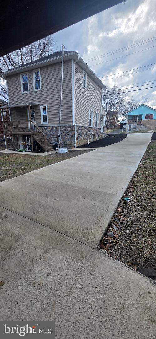 24 Blackiston Ave Property Photo 2